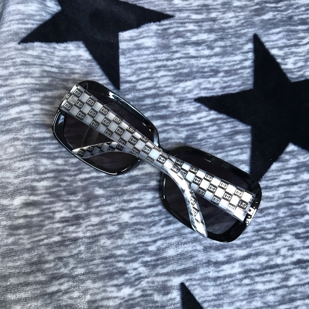 🕶 Sunglasses 🕶
